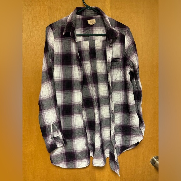 Boston traders purple flannel​ - Picture 1 of 3